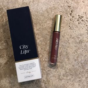 City lips plumper